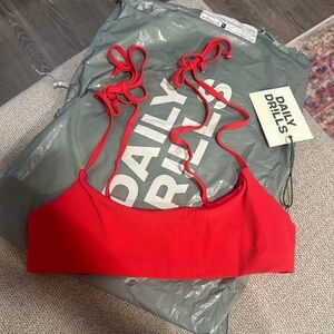 Daily Drills Spritz Top with Ties in Fire